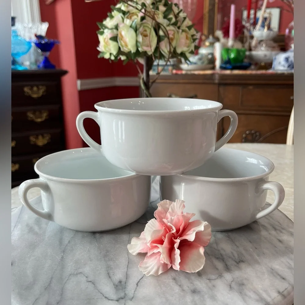 Williams Sonoma Set Of 3 Essential White Double Handled Soup/Cream Bowls 4 3/4